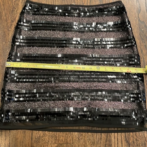 MINKPINK Eyes on the Prize Black and Silver Sequin layer Skirt - Picture 6 of 9